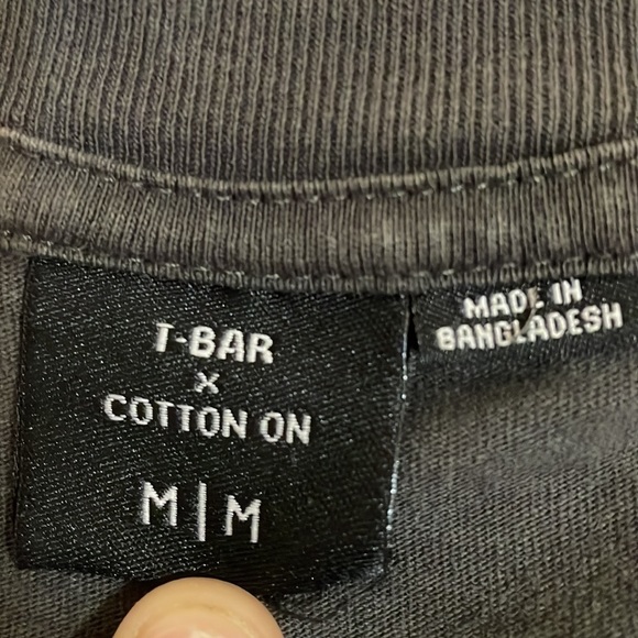 𝅺T-BAR X Cotton On Heavy Times Graphic T-shirt - Medium - Picture 4 of 10